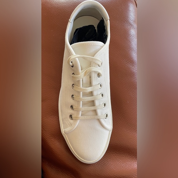 SAINT LAURENT
SAINT LAURENT MALIBU CANVAS SNEAKERS, - Picture 3 of 3